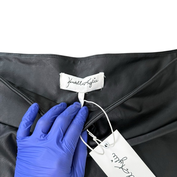 Kendall & Kylie Women's High Rise Faux Leather Pants XL - Picture 7 of 10